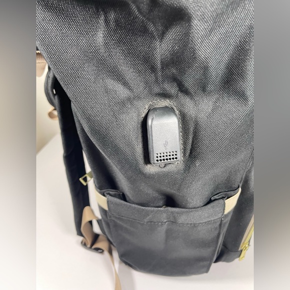 COMFY DEGREE BACKPACK DIAPER BAG - Picture 8 of 9